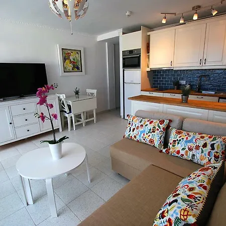 Apartment Yumbo Shopping Center 2 By Pride Properties Gc